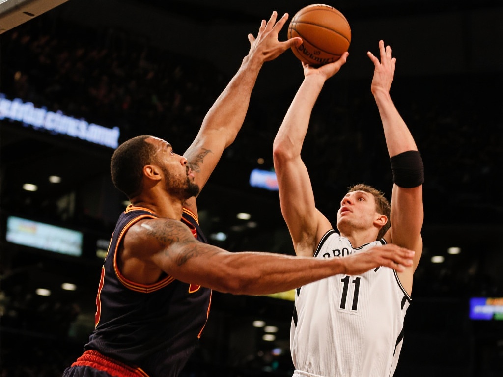 马丁内斯 马丁内斯